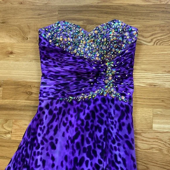 Purple Embellished strapless leopard print Dress with slit - Picture 1 of 6